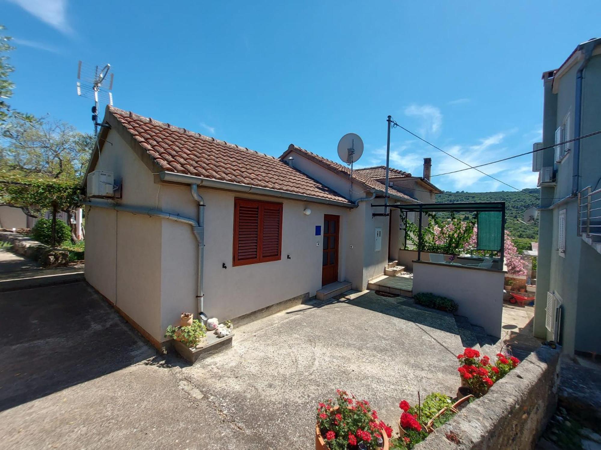 Apartmani Bugenvilija Brbinj Екстериор снимка